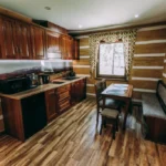 Pokój z aneksem kuchennym